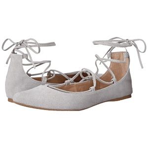 Steve Madden Eleanorr lace up flats